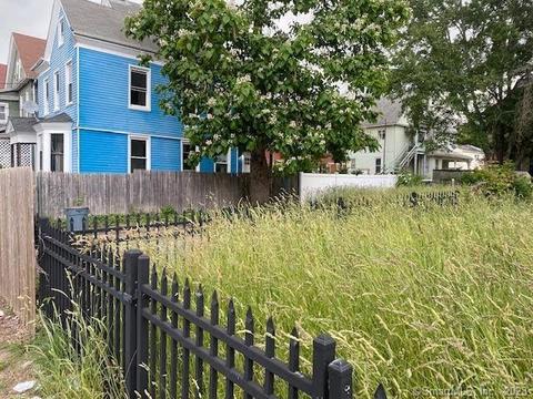 170 Denver Ave, Bridgeport, CT 06605