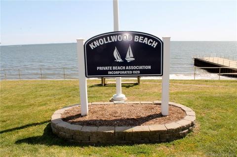 31 Jarvis Rd, Old Saybrook, CT 06475