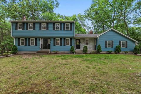 91 Meadow Hills Dr, Guilford, CT 06437