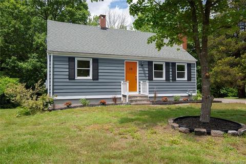 38 New York Rd, Montville, CT 06370