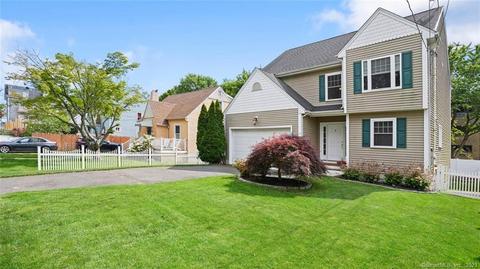 8 Cedar Crest Pl, Norwalk, CT 06854