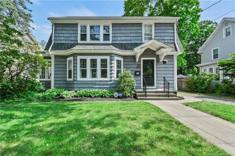 35 Elmwood Rd, New Haven, CT 06515