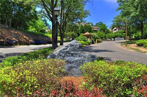 690 Forest Rd #662, West Haven, CT 06516