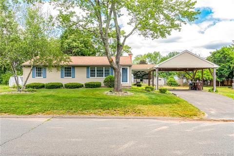 17 Cora St, Enfield, CT 06082