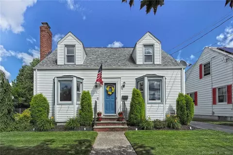 71 Taylor Ave, East Haven, CT 06512