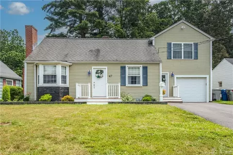 47 Morningside Dr W, Bristol, CT 06010