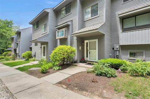 274 Conestoga Way #274, Glastonbury, CT 06033
