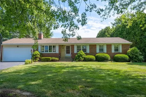80 Chapel Rd, South Windsor, CT 06074
