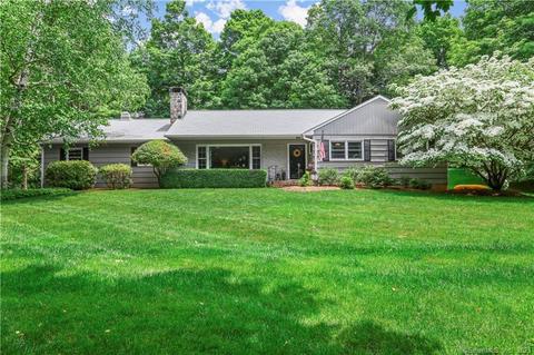 104 Blackman Rd, Ridgefield, CT 06877