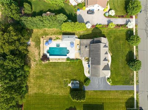 44 Ridgeview Way, Ellington, CT 06029
