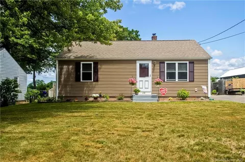 26 Parsons Rd, Enfield, CT 06082