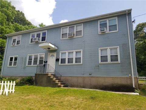 68 Oak Ridge Dr #33, New Haven, CT 06513