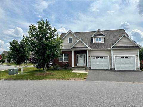90 Windermere Village Rd #90, Ellington, CT 06029