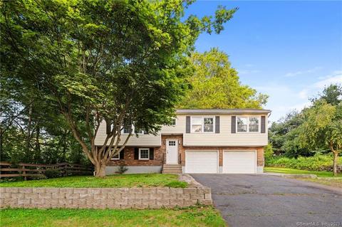 140 Aspen Dr, Cheshire, CT 06410