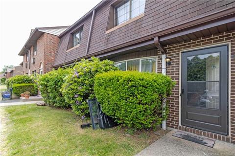 100 Mark Ln #B5, Waterbury, CT 06704