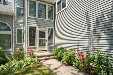 126 Turtle Bay Dr #126, Branford, CT 06405