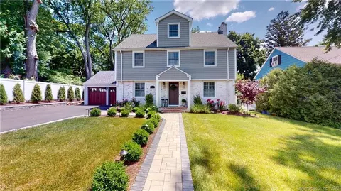 26 Lemay St, West Hartford, CT 06107
