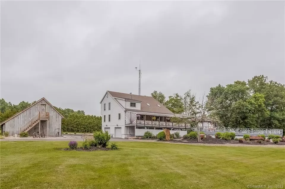 Undisclosed, Suffield, CT 06078 40 Photos Movoto