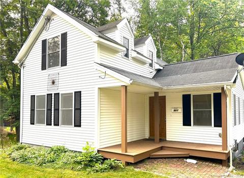 171 Hills St, East Hartford, CT 06118