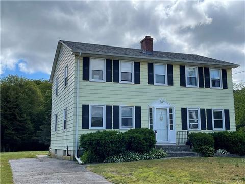124 Ring Dr, Groton, CT 06340