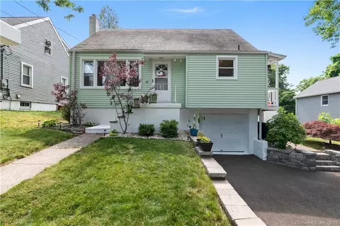 57 Morris Ave, West Haven, CT 06516
