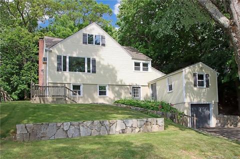 13 Terre Haute Rd, Danbury, CT 06810