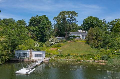 319 Harbor Rd, Fairfield, CT 06890