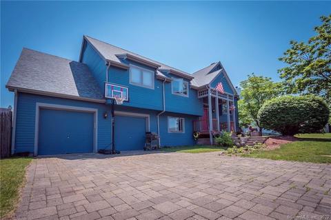 31 Yale Dr, Manchester, CT 06042