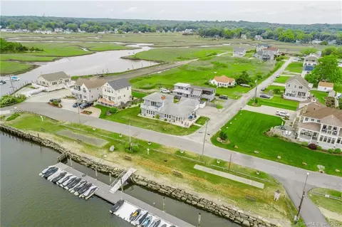 23 Red Bird Trl, Old Saybrook, CT 06475