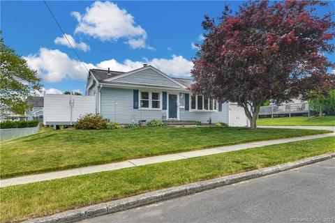 19 Dale Dr, Milford, CT 06461