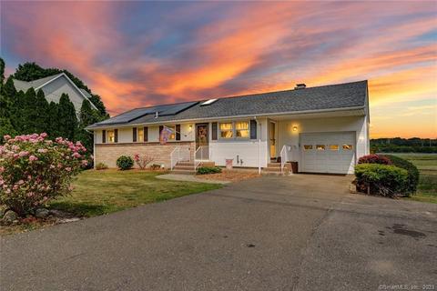 166 Bridgeview Pl, Stratford, CT 06615