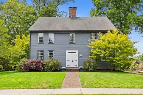 2015 Main St, Glastonbury, CT 06033