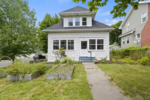 174 Linnmoore St, Hartford, CT 06114