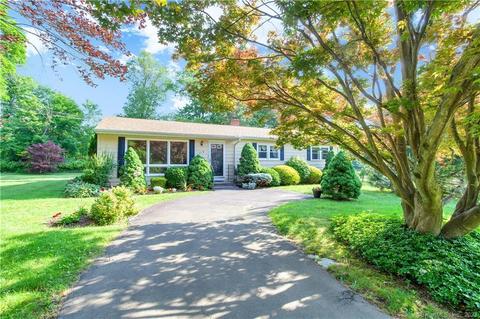 218 Academy Rd, Cheshire, CT 06410