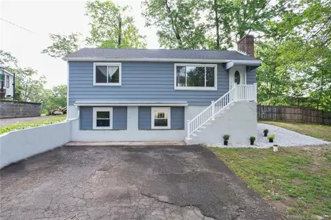 90 Monce Rd, Burlington, CT 06013