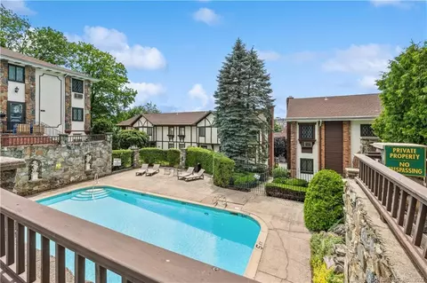 54 Hope St #P, Stamford, CT 06906