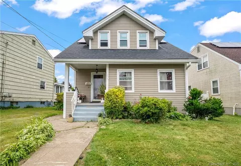 186 Soundview Ave, Stratford, CT 06615