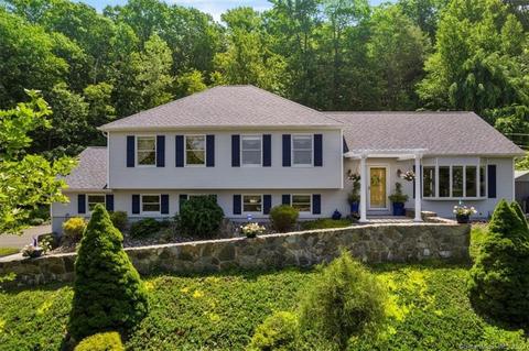 53 Serafin Ct, Hamden, CT 06518