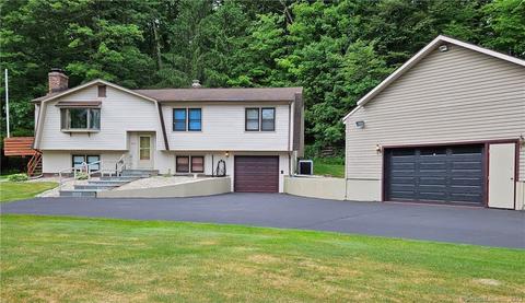 526 Clintonville Rd, North Haven, CT 06473