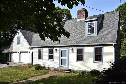 502 Pequot Ave, Groton, CT 06355