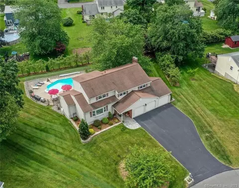 26 Side Rake Rd, Rocky Hill, CT 06067
