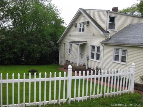 82 Saugatuck Ave, Westport, CT 06880