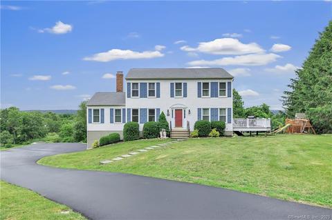 17 Bonnie Vu Ln, New Milford, CT 06776