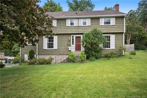 172 Kenwood Dr, New Britain, CT 06052