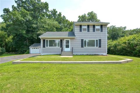 136 Alexander Dr, Colchester, CT 06415