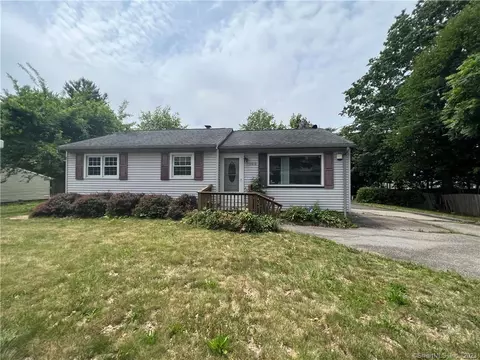 152 Bull Hill Ln, West Haven, CT 06516