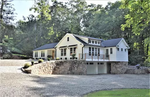 8 Gaylord South Dr, Wilton, CT 06897