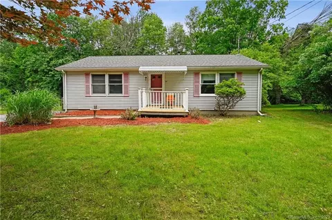 680 South St, Coventry, CT 06238