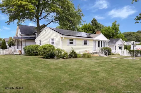10 Nichols Ter, Stratford, CT 06614