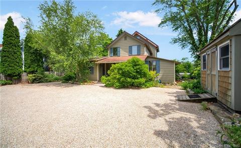 103 Highland Ave, Branford, CT 06405